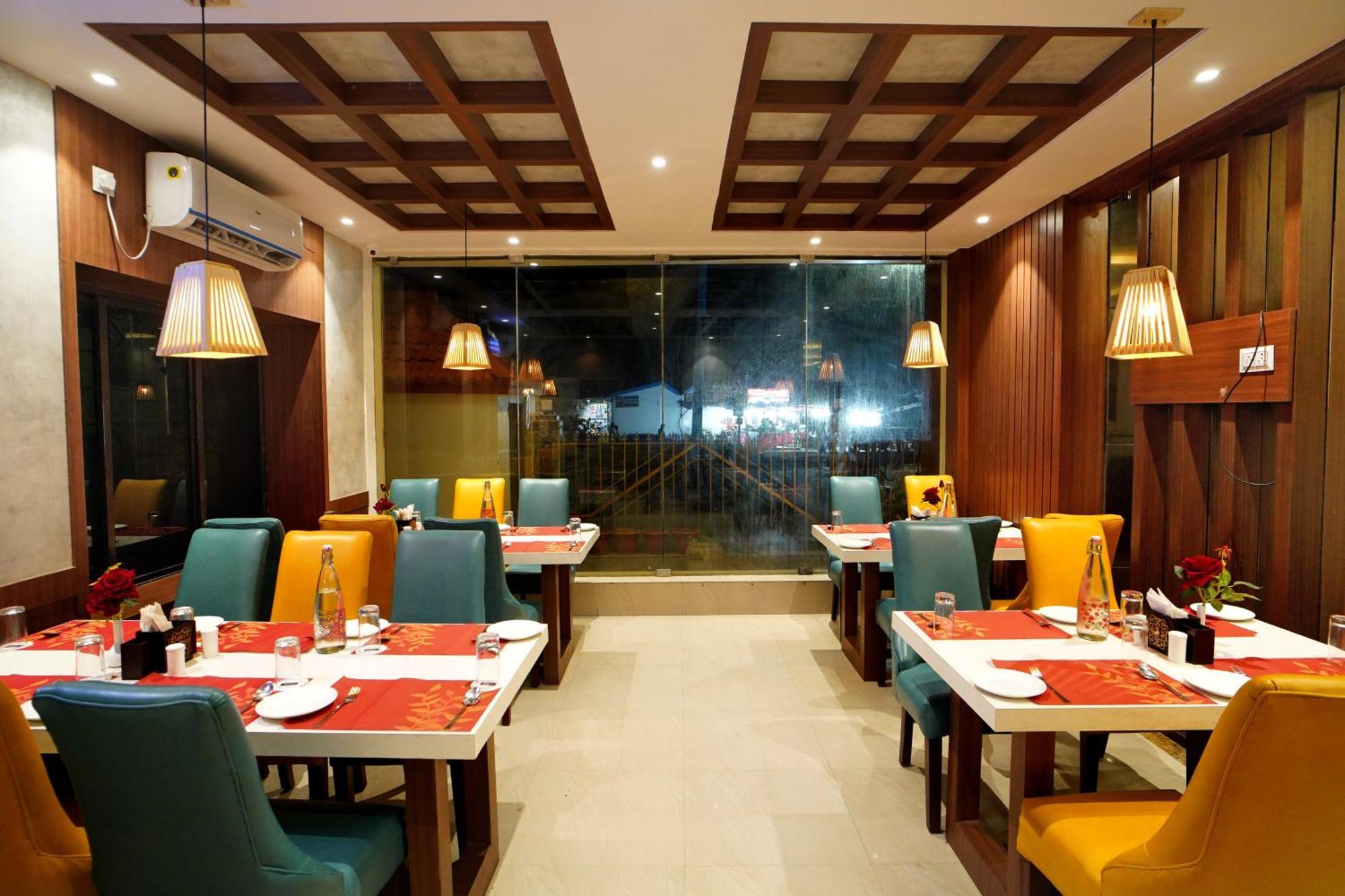 דיגה Royal Sea View !! Beach Front With Free Wifi !! מראה חיצוני תמונה